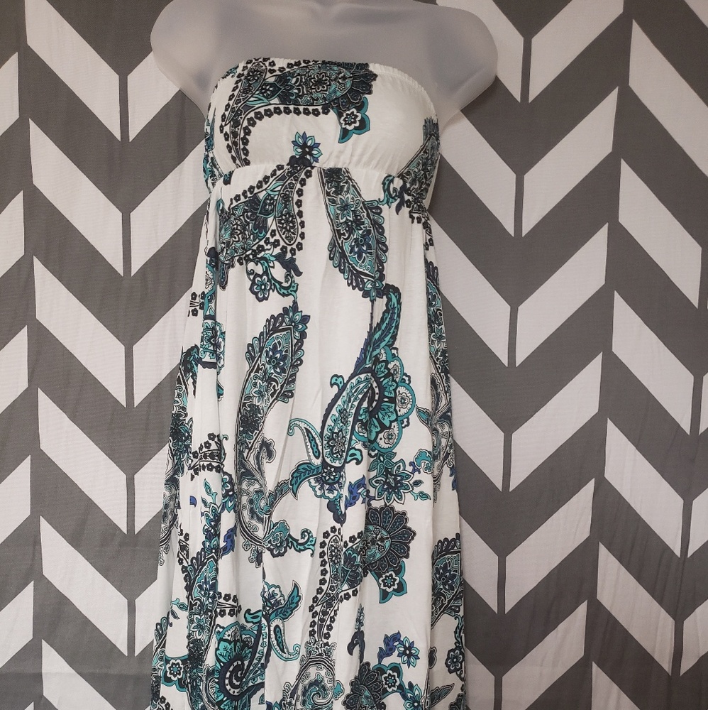 NWT Venus Strapless Dress